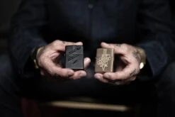 Knivesandtools Zippo Black Matte Snake, Noir, B 15 Knivesandtools Zippo Black Matte Snake, Noir, B -Plein Air Outils Magasin KTZPBRASSKNIFE 10 KATOZIPPO