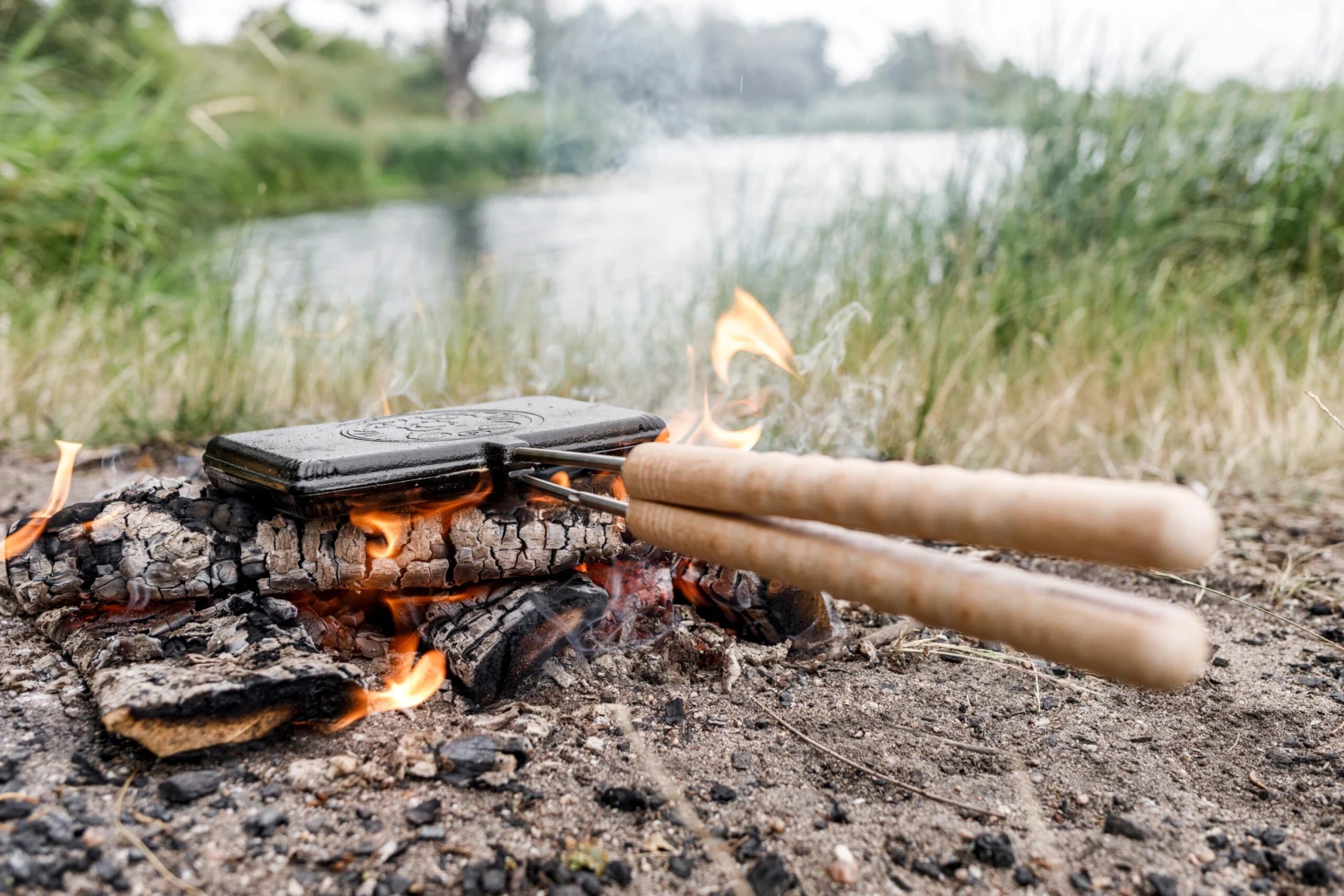 Petromax Fer à Gaufres En Fonte PMWF-IRON-S 6 Petromax Fer à Gaufres En Fonte PMWF-IRON-S – Image 4