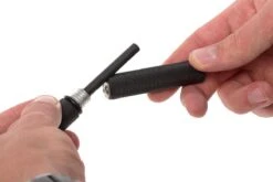 Aurora Fire Starter 440CB Noir -Plein Air Outils Magasin SSAFS440CB 04 aurora fire starter ssafs440cb 04